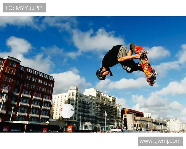 滑板新手必读：从基础到进阶的全面技巧与训练指南