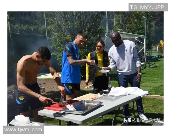 卢卡库的逆袭之路：从低谷到巅峰的奋斗与荣耀