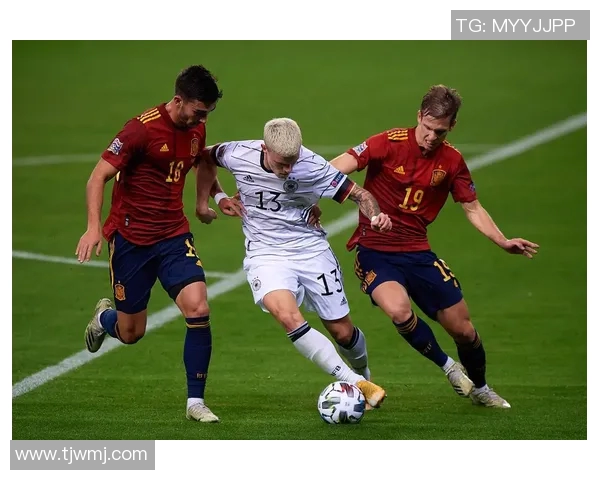 德国与西班牙在联合会杯的激烈对决回顾与分析