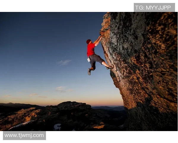 重庆极限运动队在世界攀岩锦标赛中以51分领先其他队伍展现强大实力