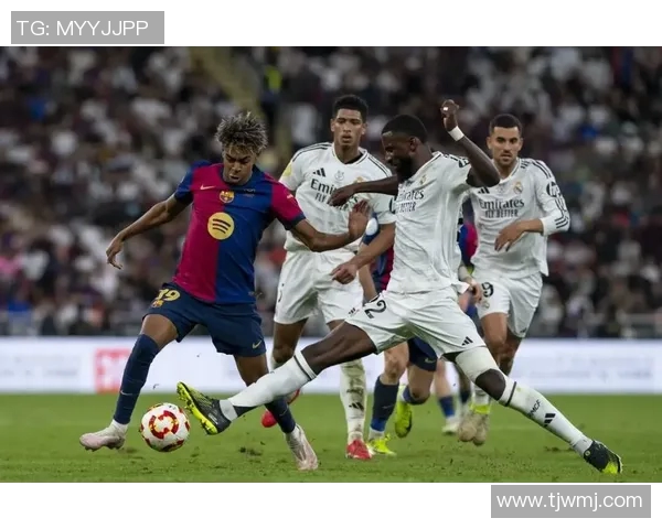 2017年8月14日皇马与巴萨的经典对决回顾与精彩瞬间分析