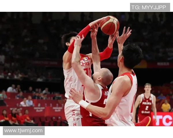 2019年中国男篮对阵热火队的精彩对决回顾与分析